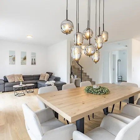 Strandhaus 2 Vakantiehuis *